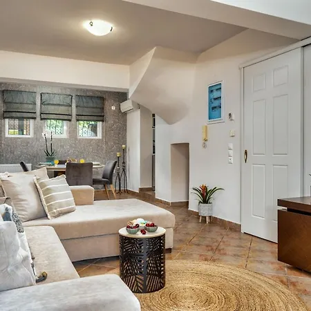 Suburban Elegant *